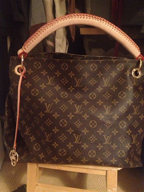 artsy mm Louis Vuitton knockoff